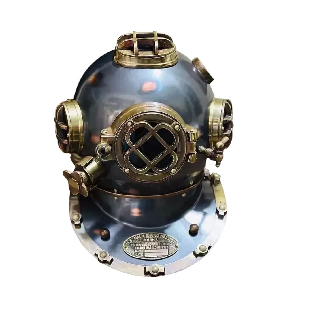 American Retro-Inspired Diving Helmet Replica: Size: Height 40 cm - Length 32 cm - Width 42 cm. Weight 7500 g. Materials: Aluminum, brass, copper. Condition: Excellent. This is a replica of the U.S. Navy Mark V diving helmet, originally designed