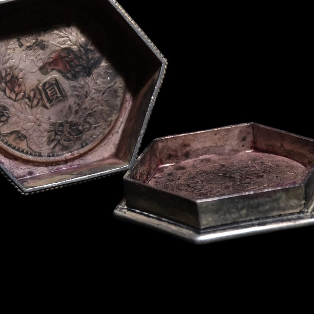 Old-Style Hexagonal Tibet Silver Engraved Ink Box - 3