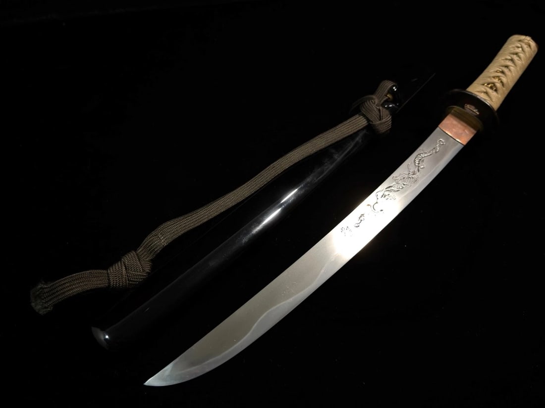 Handmade Tamahagane Steel Ascending Dragon Carving Wakizashi Lacquered Saya (1 of 10)