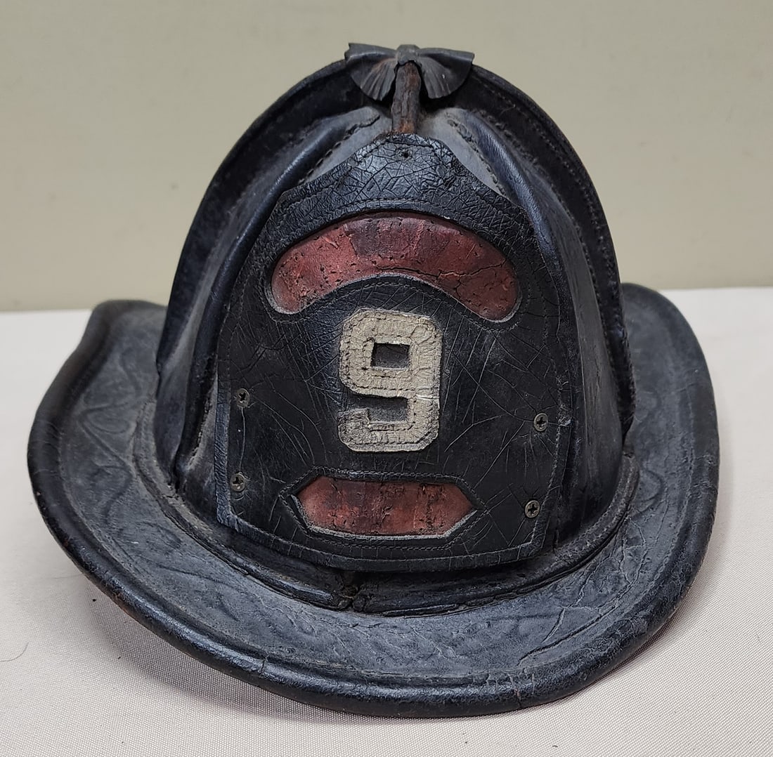 Cairns and Brothers Leather Fire Helmet (1 of 5)