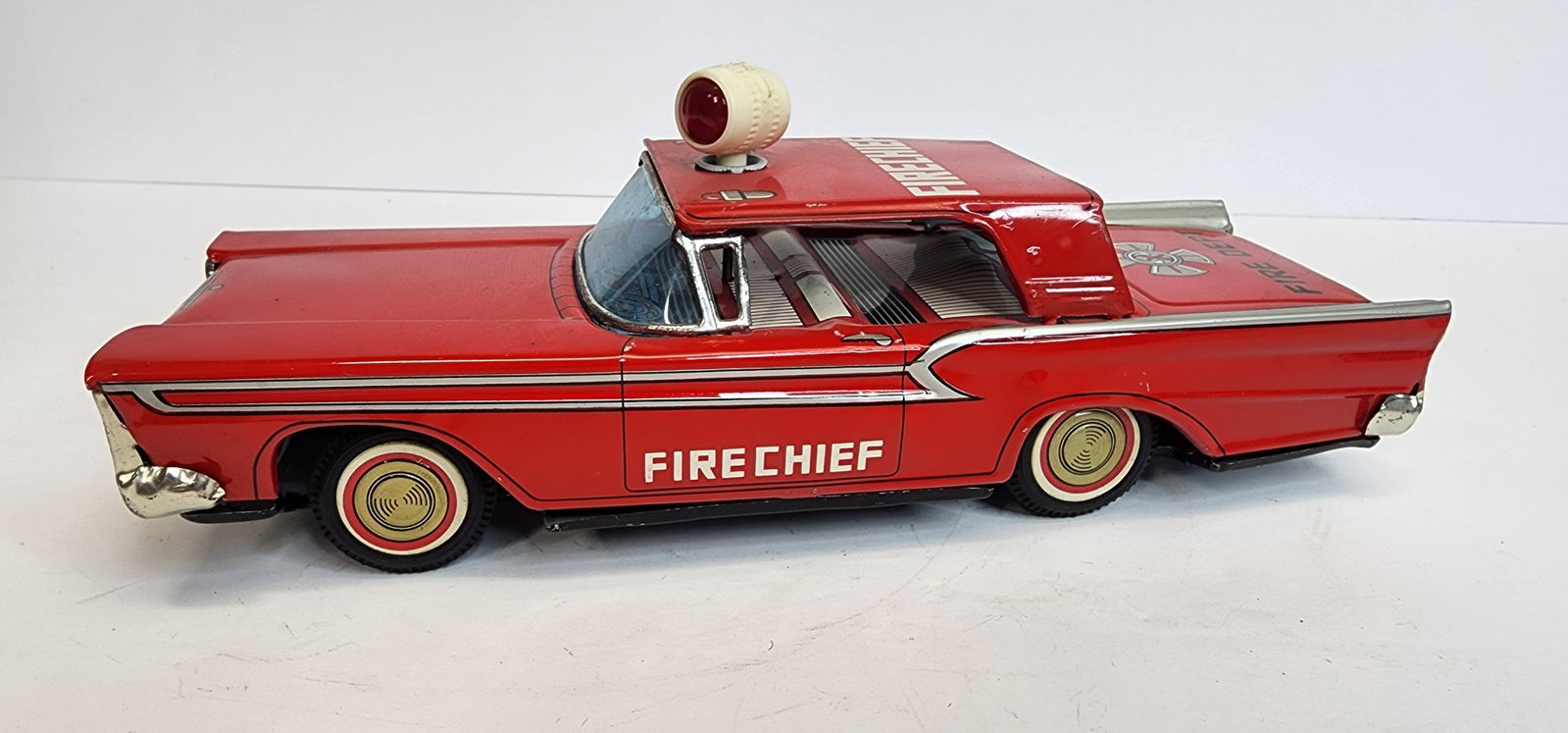 Tin Japan Fire Chief Car: Tin Japan fire chief car 9 ? in