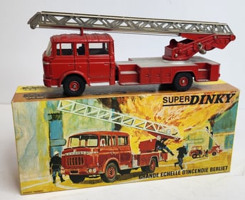 Super Dinky 568 Fire Truck