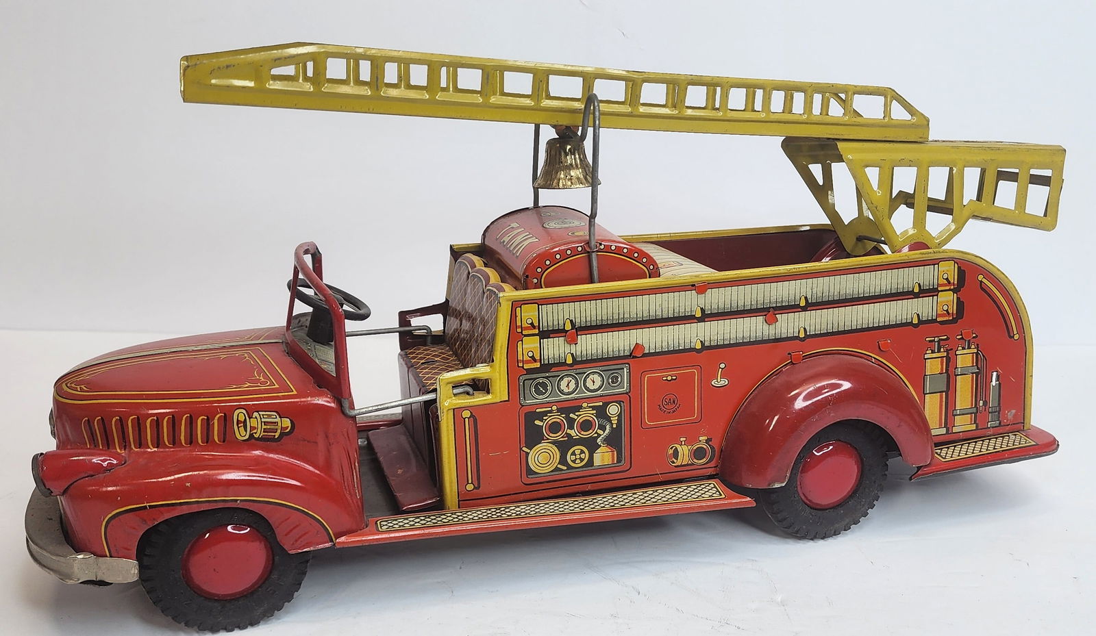 Large Tin Friction Fire Engine (1 of 4)