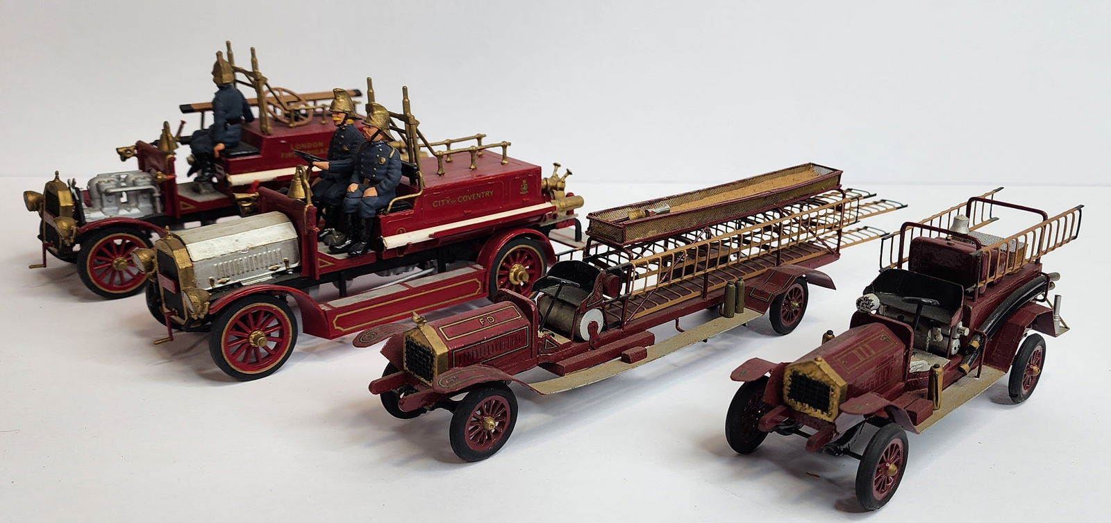 Lot of Fire Engine Models (1 of 5)