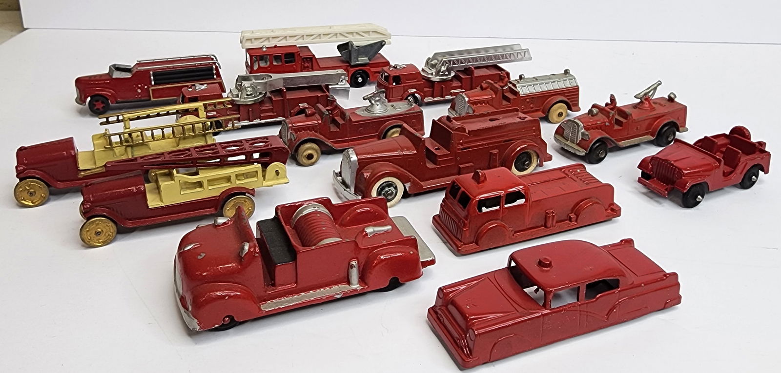 Lot of 14 Fire Truck Toys: Includes Lansing, Slic toy, Tootsie Toy, ect