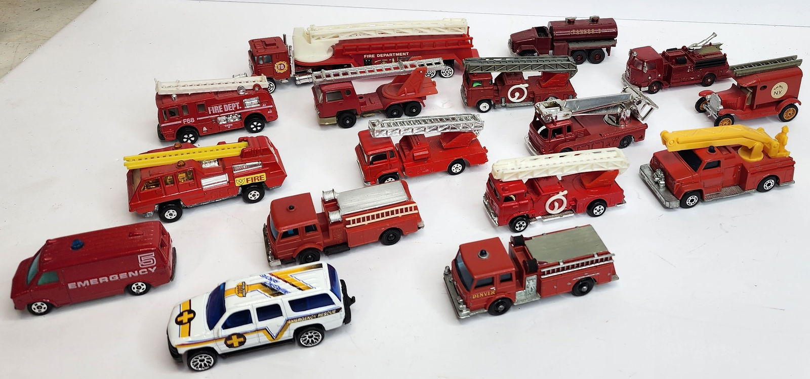 Lot of 17 Fire Truck Toys: Includes Tomica, Lesney, Matchbox, Husky, and Mojorette