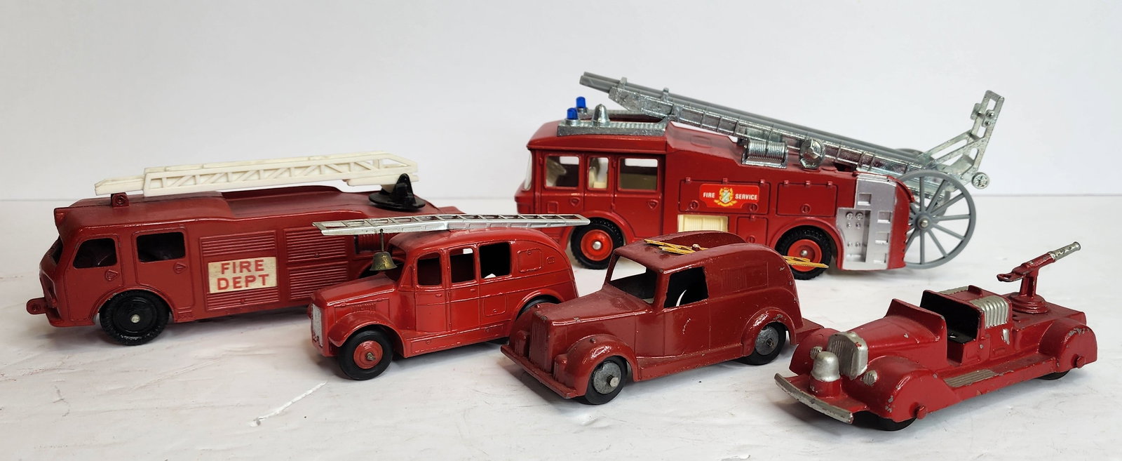 Lot of Fire Engine Toys: Dinky fire tender, dinky ladder car, Timpo toys, Lone Star, ect