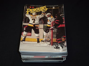 1990'S PITTSBURGH PENGUINS MAGAZINES - 34 PIECES