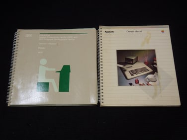 1980'S COMPUTER MANUALS LOT OF  2 - APPLE - SPIRAL BOUND
