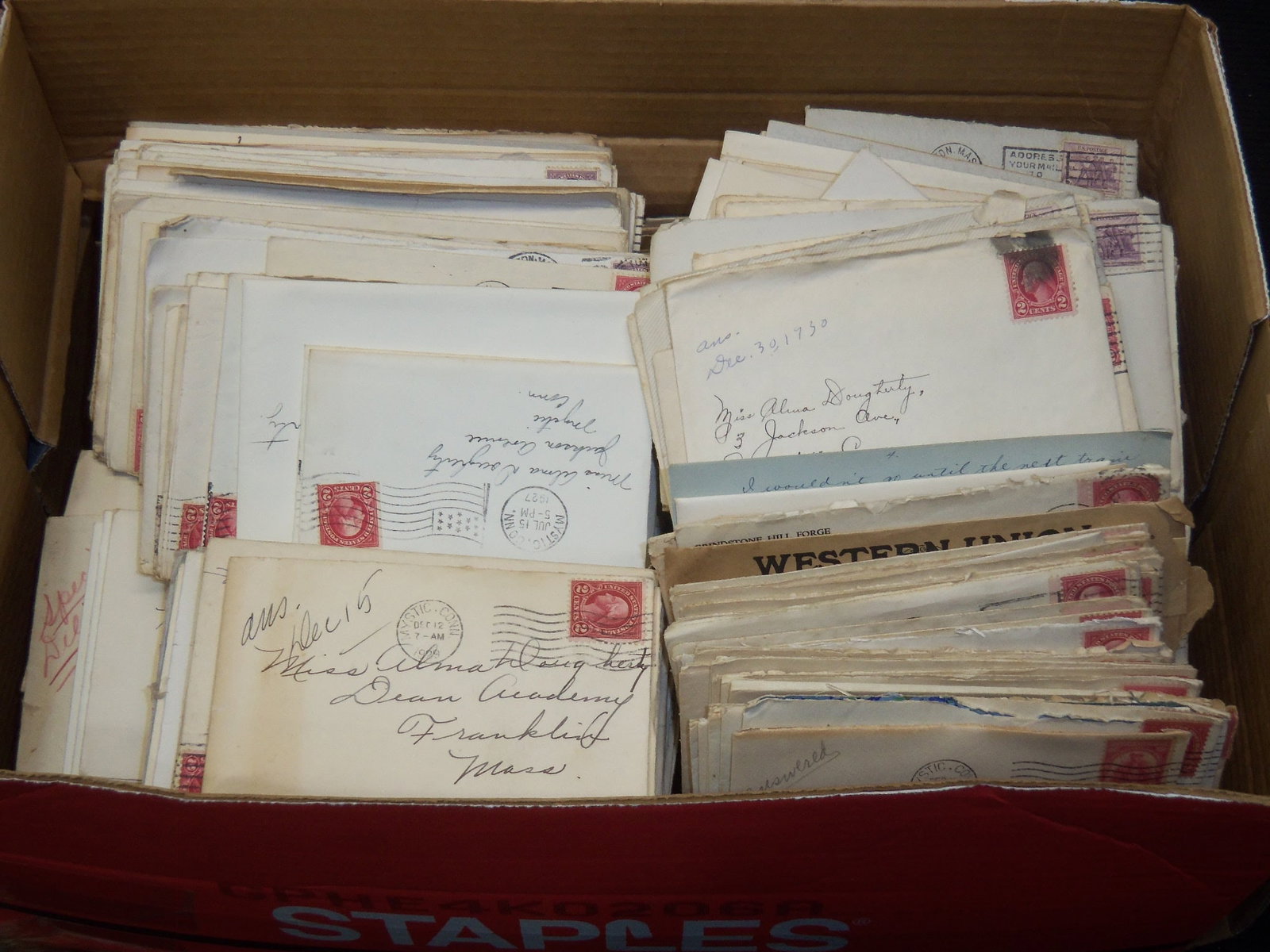 1920'S-1930'S COLLECTION OF LETTERS WITH STAMPED ENVELOPES 500+: Lot of 500+ letters with stamped envelopes. Most of these are from 1928-1933.