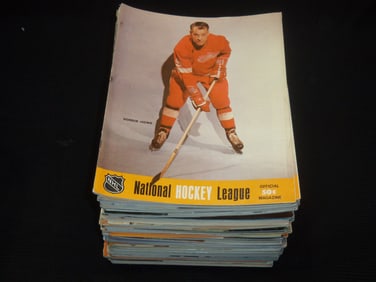 NATIONAL HOCKEY LEAGUE PROGRAMS - 64 PIECES