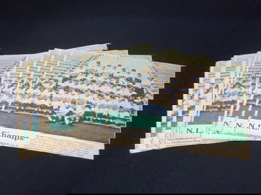 1959 LOS ANGELES DODGERS COLOROTO MAGAZINE TEAM PHOTO - 34 PIECES