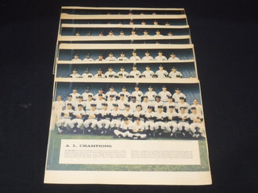 1961 NEW YORK YANKEES COLOROTO TEAM PHOTOS LOT - 28 PIECES