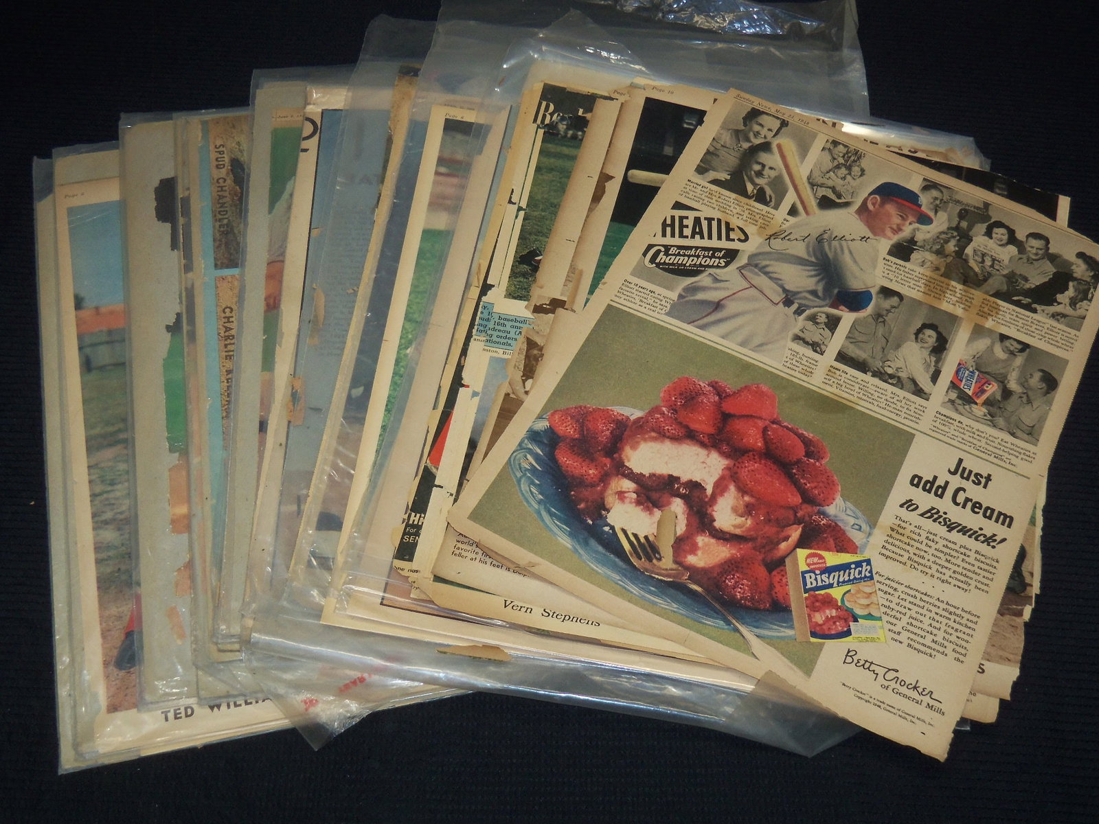 1930'S-1950'S SUNDAY COLOROTO MAGAZINE BASEBALL PHOTOS LOT - 29 PIECES: Lot of 29 pieces of Sunday coloroto magazine baseball photos from the 1930's-1950's.