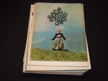 ASSORTED PROGRAMS - 37 PIECES - MUSIC - MOVIES