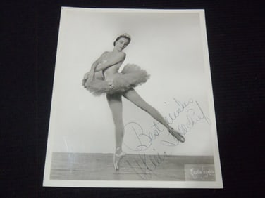 BALLERINA MARIA TALLCHIEF SIGNED PHOTO - 8x10