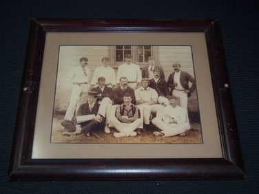 OLD CRICKET TEAM PHOTO FRAMED - 14x12