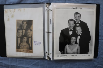 MUSIC PERSONALITIES ORIGINAL NEWS PHOTOS ALBUM - 51 PHOTOS