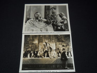 THE PRIVATE LIFE OF HENRY VIII PHOTOS - LOT OF 2 PHOTOS - 9 1/2" x 7"
