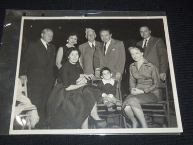 EDWARD G. ROBINSON AND MARIO LANZA FAMILY PHOTO - 8x10