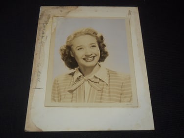 1940'S JANE POWELL PUBLICITY PHOTO