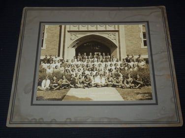1931 CLARENCE E. THOMPSON SCHOOL CLASS MOUNTED PHOTO - 12x14