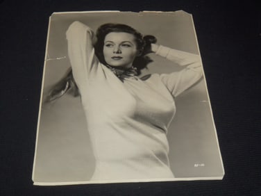 1940'S RHONDA FLEMING PUBLICITY PHOTO - 15 1/2 x 19 1/2