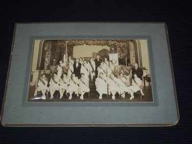 1900'S AWARD CEREMONY GROUP PHOTO - MOUNTED - 13 1/4 x 9 1/4