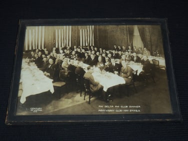 1923 PHI DELTA PHI CLUB DINNER - ARMY - NAVY CLUB FRAMED PHOTO - 14 1/2x11