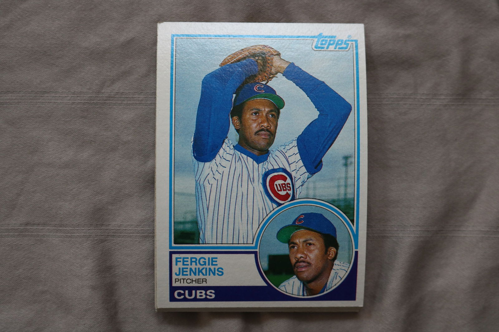 FERGIE JENKINS 1983 TOPPS BASEBALL CARDS - CARD #230 - NEAR MINT TO MINT CONDITION - LOT OF 9: This is a lot of 9 Fergie Jenkins 1983 Topps, card number 230, baseball cards. The cards are in near mint to mint condition.