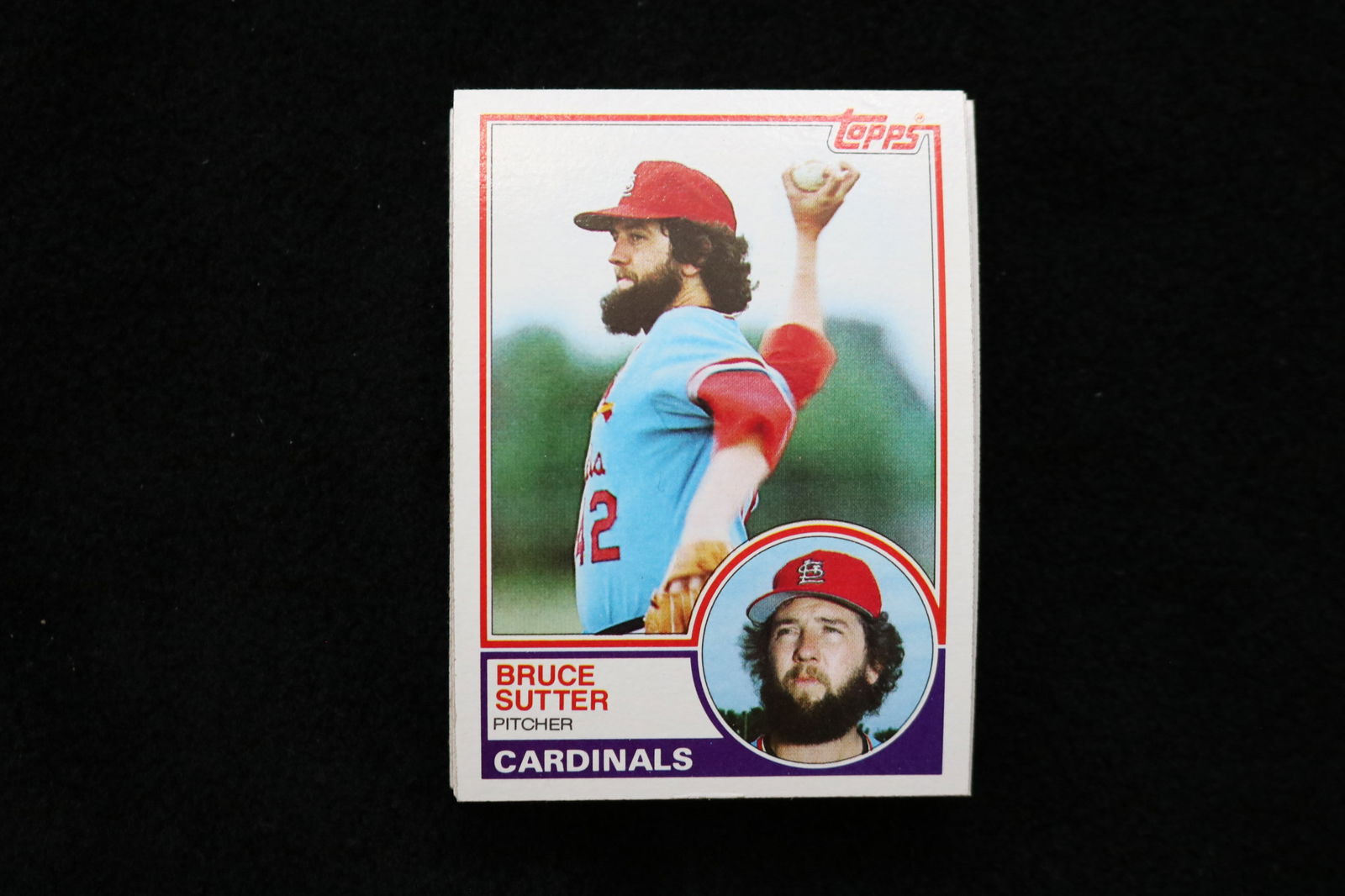 BRUCE SUTTER 1983 TOPPS BASEBALL CARDS - CARD #150 - NEAR MINT TO MINT CONDITION - LOT OF 30: This is a lot of 30 Bruce Sutter 1983 Topps, card number 150, baseball cards. The cards are in near mint to mint condition.