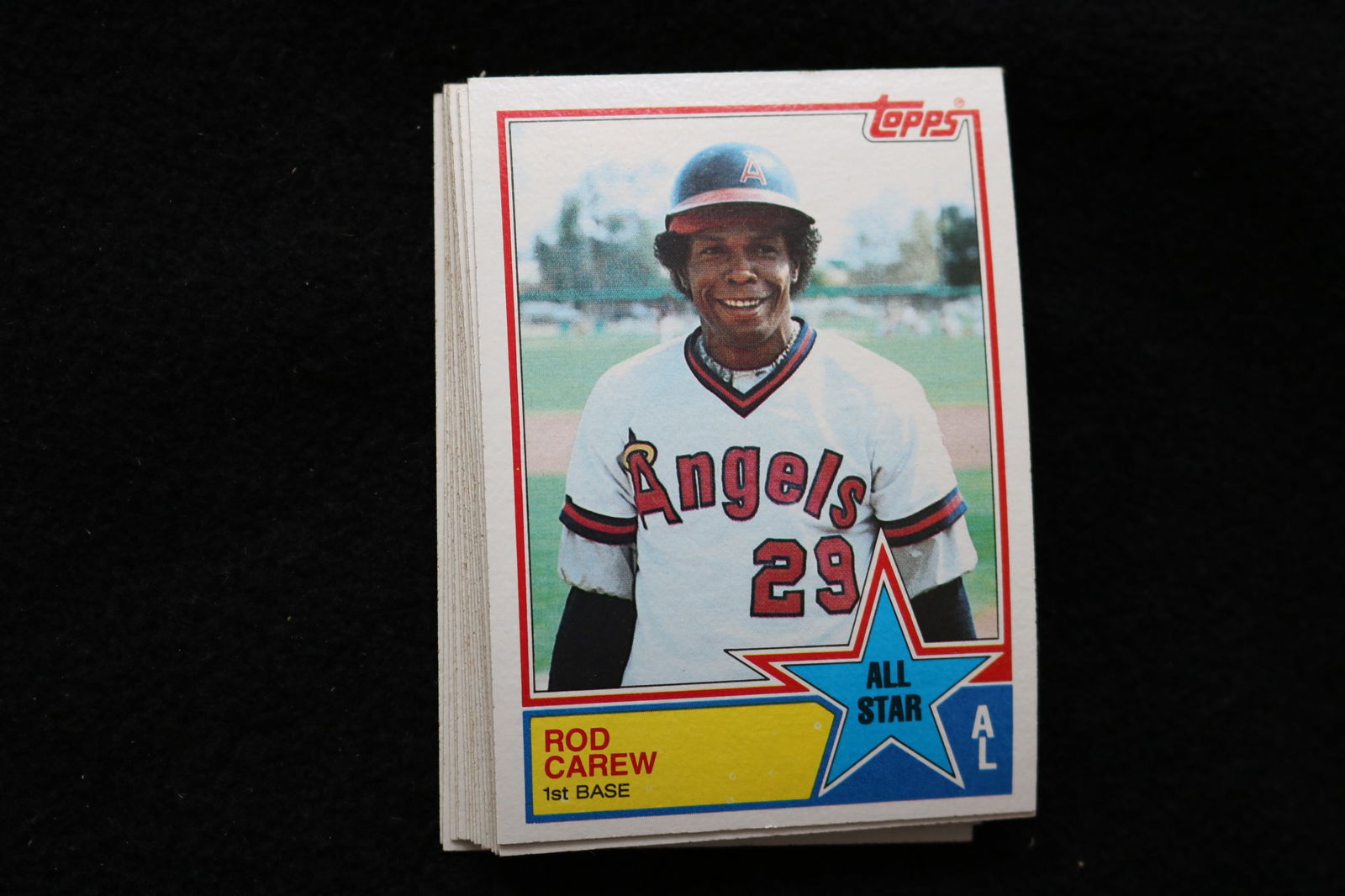 ROD CAREW ALL STAR 1983 TOPPS BASEBALL CARDS - #386 - NEAR MINT TO MINT CONDITION - LOT OF 16: This is a lot of 16 Rod Carew 1983 All Star Topps, card number 386, baseball cards. The cards are in near mint to mint condition.
