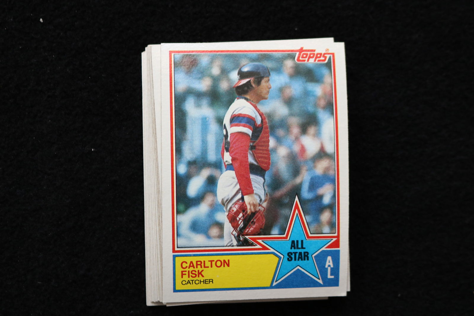 CARLTON FISK ALL STAR 1983 TOPPS BASEBALL CARDS - #393 - NEAR MINT TO MINT CONDITION - LOT OF 19: This is a lot of 19 Carlton Fisk 1983 All Star Topps, card number 393, baseball cards. The cards are in near mint to mint condition.