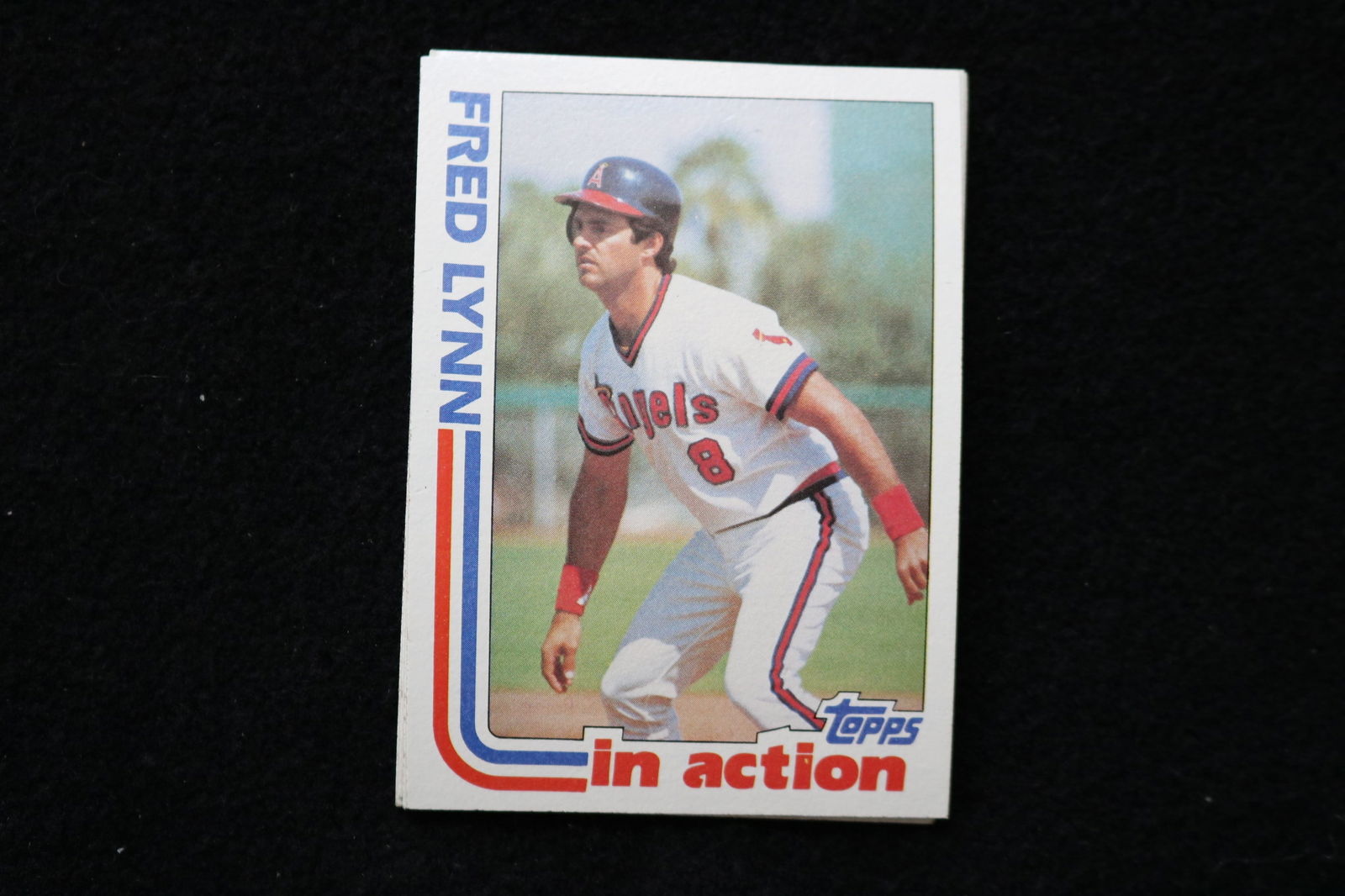 FRED LYNN IN ACTION 1982 TOPPS BASEBALL CARDS - #252 - NEAR MINT TO MINT CONDITION-LOT OF 5: This is a lot of 5 Fred Lynn 1982 Topps In Action, card number 252, baseball cards. The cards are in near mint to mint condition.