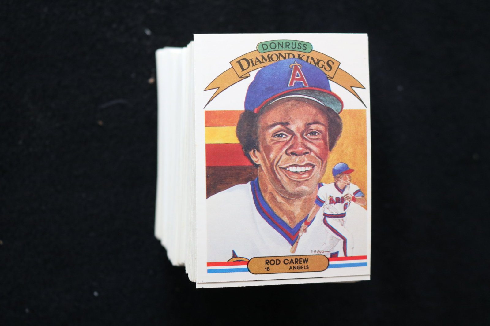 1982 ROD CAREW DONRUSS DIAMOND KINGS BASEBALL CARDS - #8 - NEAR MINT TO MINT CONDITION - LOT OF 218: This is a lot of 218 Rod Carew 1982 Donruss Diamond Kings, card number 8, baseball cards. The cards are in near mint to mint condition.