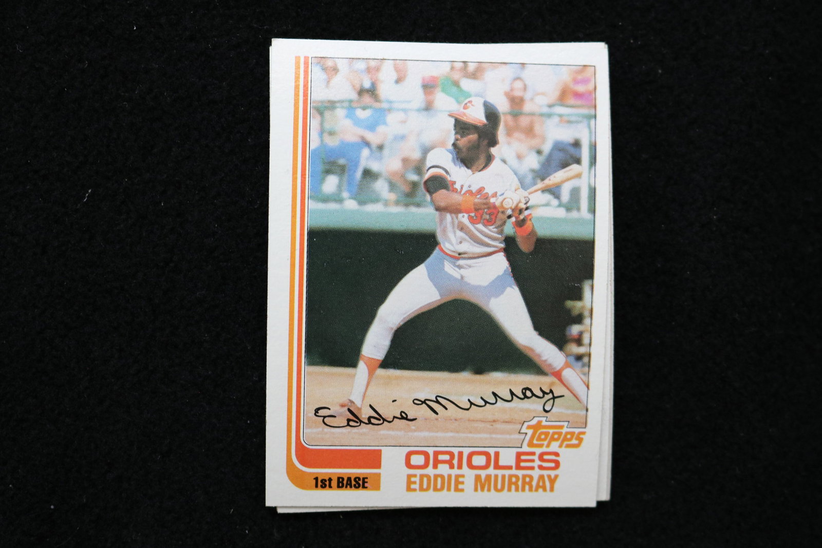 EDDIE MURRAY 1982 TOPPS BASEBALL CARDS - #390 - NEAR MINT TO MINT CONDITION - LOT OF 5: This is a lot of 5 Eddie Murray 1982 Topps, card number 390, baseball cards. The cards are in near mint to mint condition.