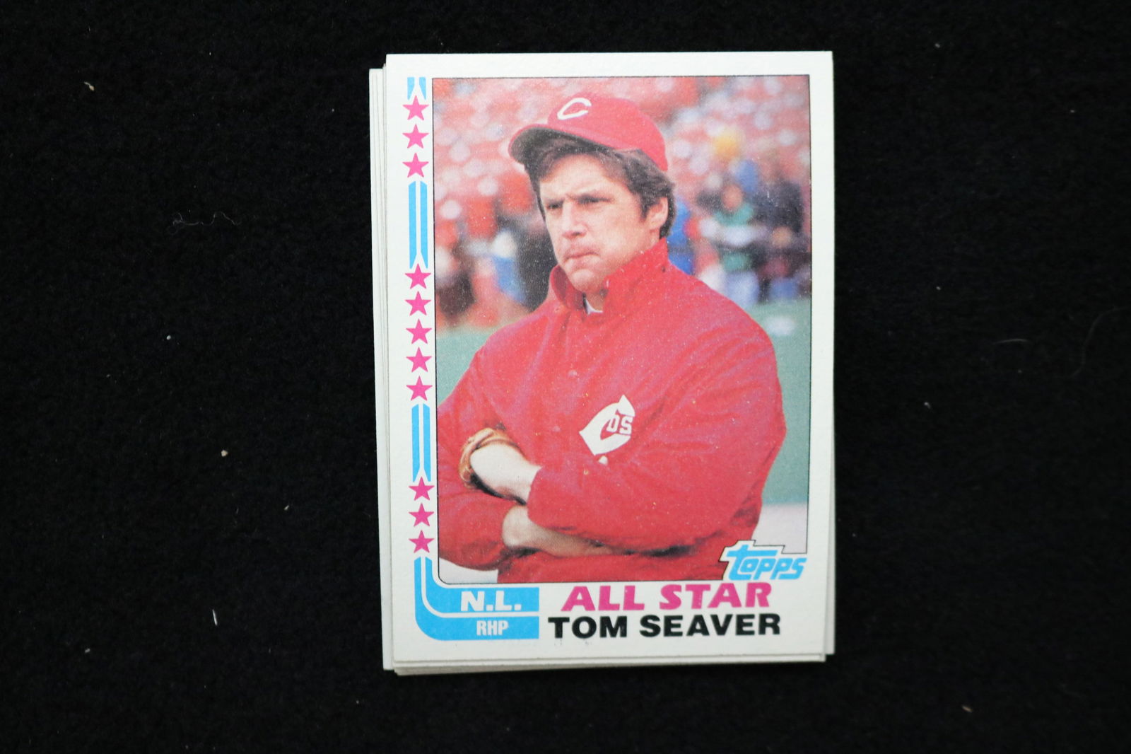 TOM SEAVER 1982 TOPPS ALL STAR BASEBALL CARDS - CARD #346 - NEAR MINT TO MINT CONDITION - LOT OF 8: This is a lot of 8 Tom Seaver 1982 Topps All Star, card number 346, baseball cards. The cards are in near mint to mint condition.