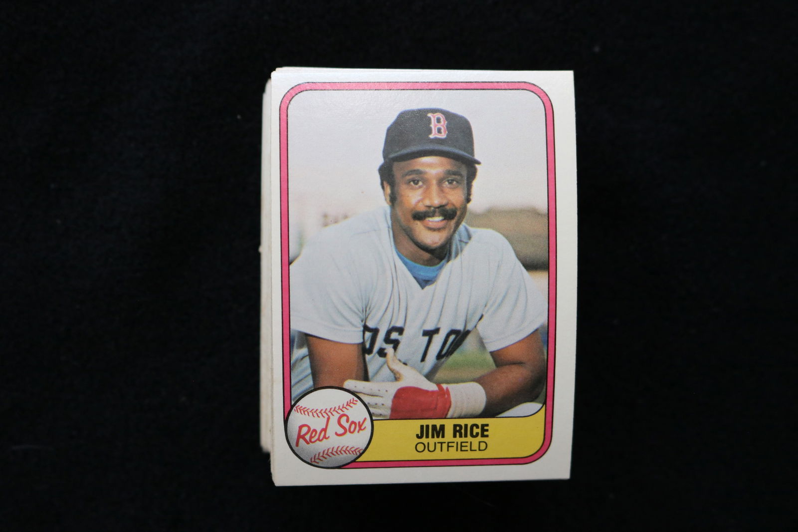JIM RICE 1981 FLEER BASEBALL CARDS - CARD #222 - NEAR MINT TO MINT CONDITION - LOT OF 88: This is a lot of 88 Jim Rice 1981 Fleer, card number 222, baseball cards. The cards are in near mint to mint condition.