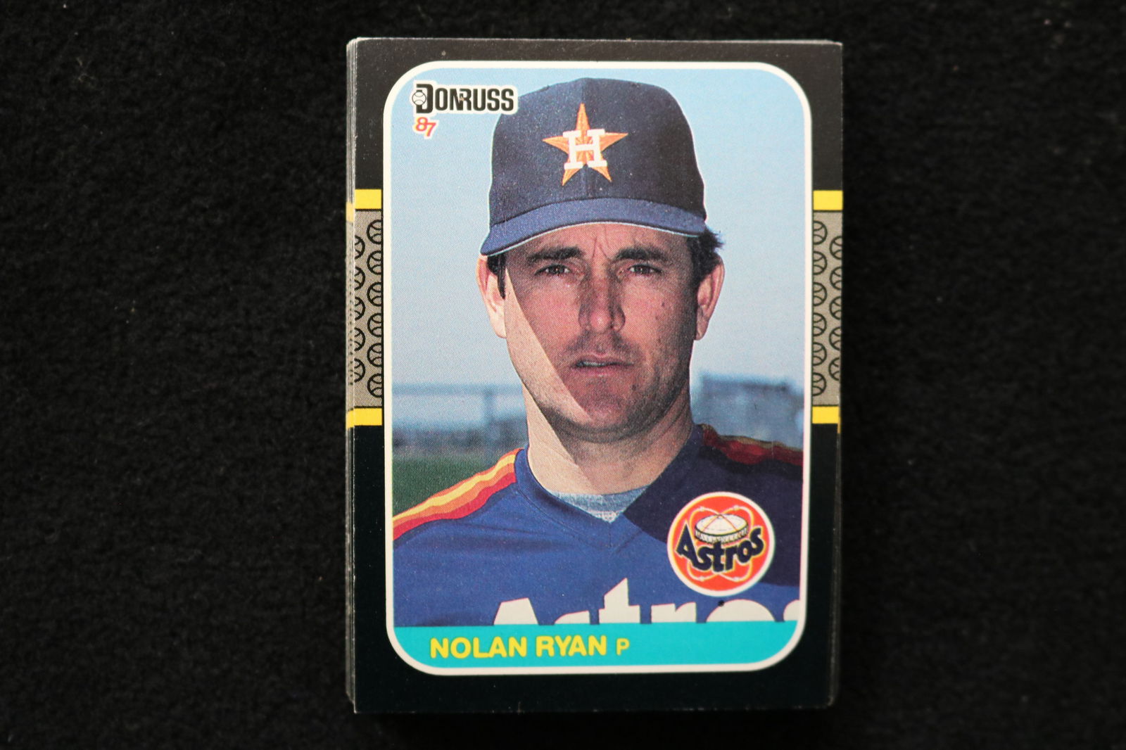 NOLAN RYAN 1987 DONRUSS BASEBALL CARDS - CARD #138 - NEAR MINT TO MINT CONDITION - LOT OF 28 (1 of 4)
