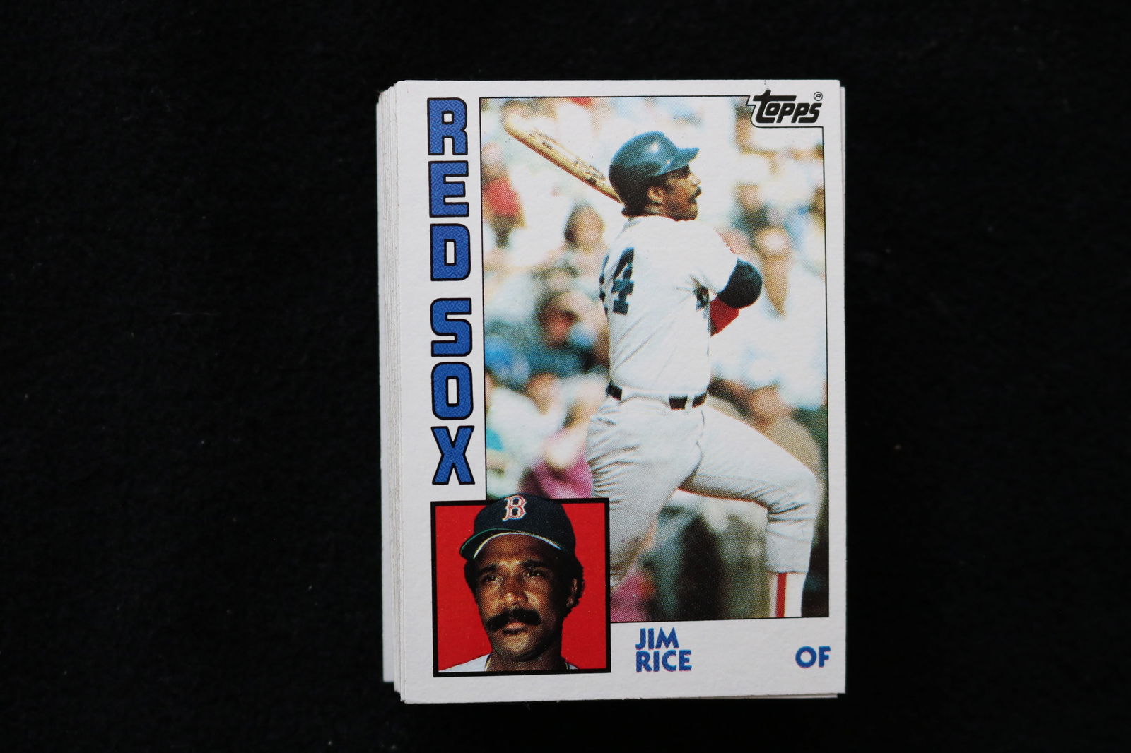 JIM RICE 1984 TOPPS BASEBALL CARDS - CARD #550 - NEAR MINT TO MINT CONDITION - LOT OF 50: This is a lot of 50 Jim Rice 1984 Topps, card number 550, baseball cards. The cards are in near mint to mint condition.