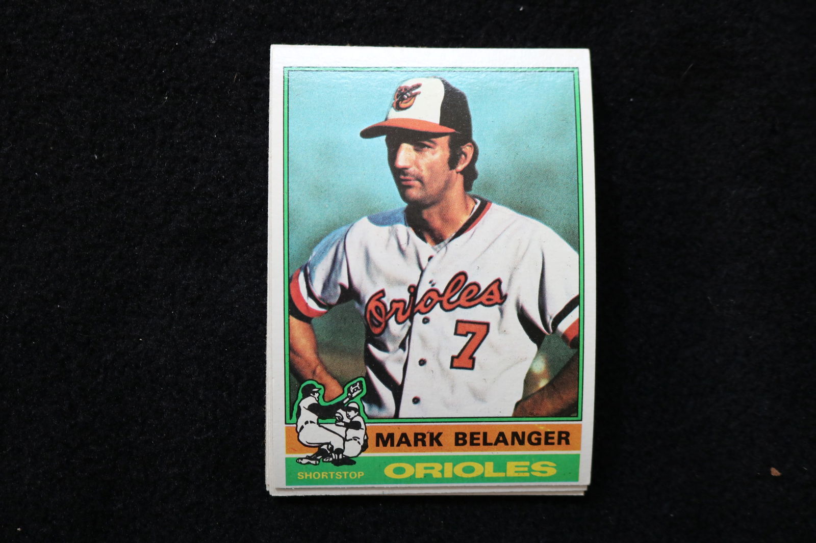 MARK BELANGER 1976 TOPPS BASEBALL CARDS - CARD #505 - NEAR MINT TO MINT CONDITION - LOT OF 8: This is a lot of 8 Mark Belanger 1976 Topps, card number 505, baseball cards. The cards are in near mint to mint condition.