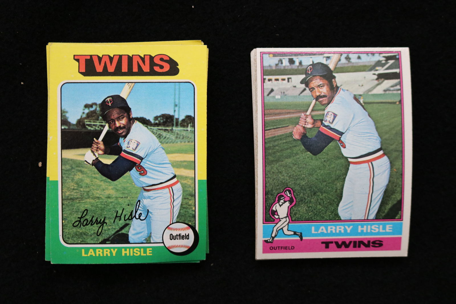 LARRY HISLE 1985-1986 TOPPS BASEBALL CARDS - CARD #S 526/59 - NEAR MINT TO MINT CONDITION- LOT OF 27: This is a lot of 27 Larry Hitle 1985 and 1986 Topps, card numbers 526 and 59, baseball cards. There are 15 cards from 1985 and 12 cards from 1986. The cards are in near mint to mint condition.