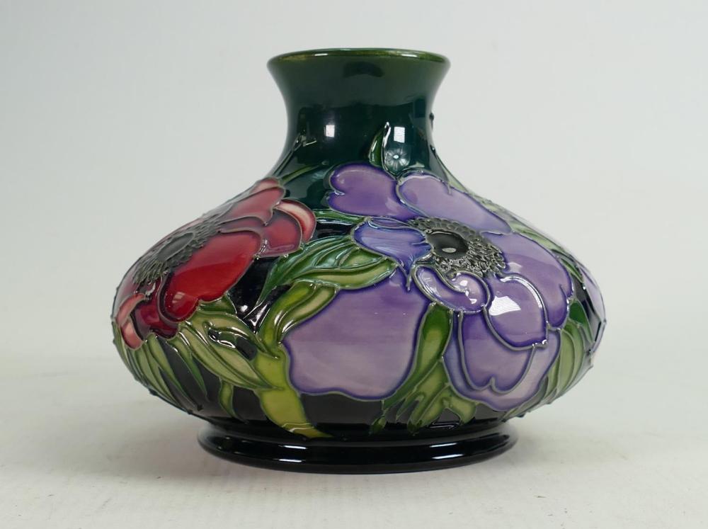 Moorcroft Anemone on green ground squat vase: Height (1 of 4)