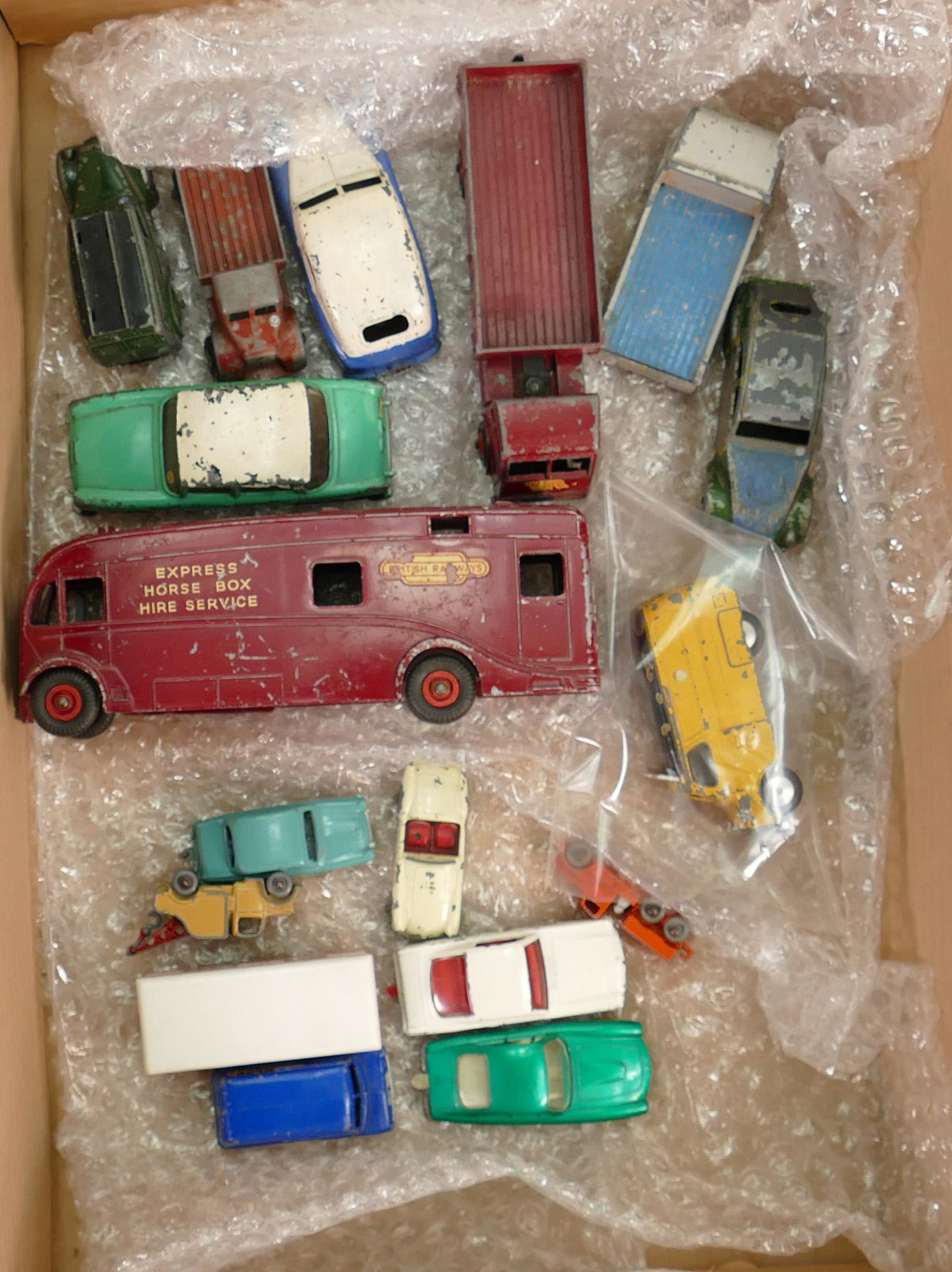 16 assorted vehicles Dinky Supertoys to early lesney:: 16 assorted vehicles Dinky Supertoys to early lesney: Includes Dinky Supertoys Horse box, Dinky includes Flat bed truck Hindle Smart Helics, Humber Hawk 165, Citroen 2CV, Vanguard, NCB electric truck,