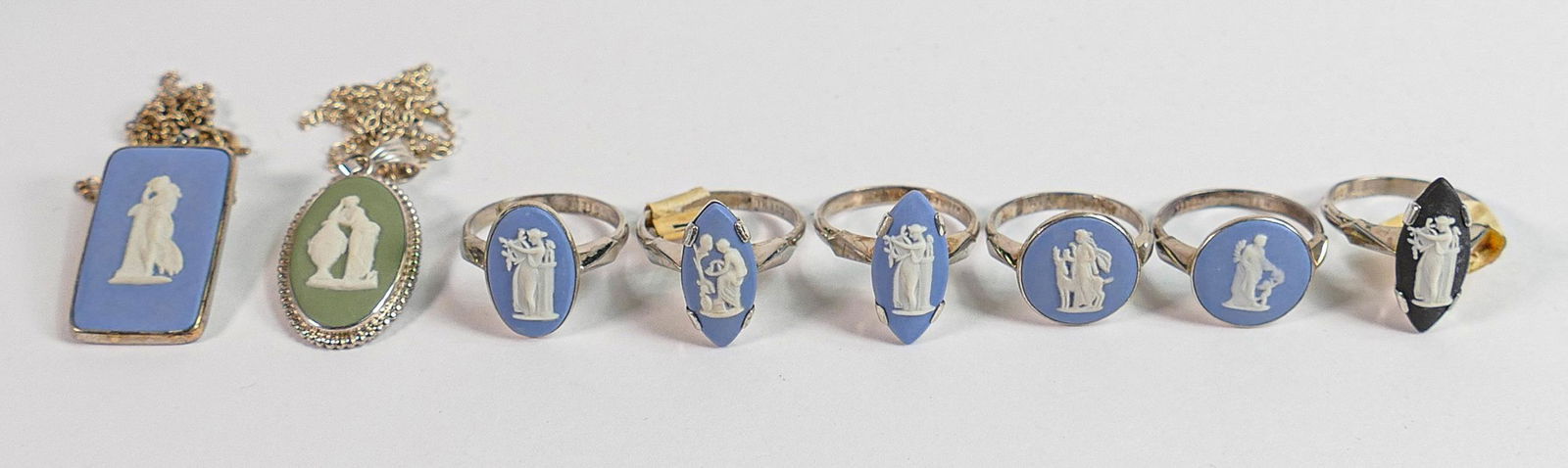 Group of Wedgwood silver jewellery: Includes 6 x rings and 2 x pendants with sterling silver chain (1 of 1)