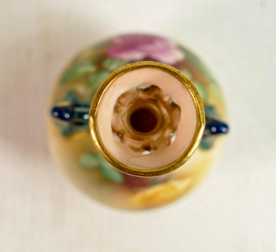 Royal Worcester hand painted Roses design vase: Green backstamp, height 12cm: Royal Worcester hand painted Roses design vase: Green backstamp, height 12cm