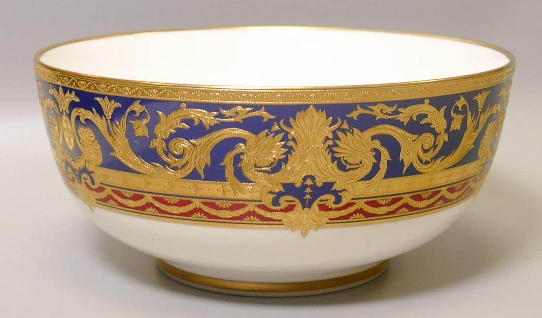 De Lamerie Fine Bone China heavily gilded Dark Blue Empress patterned large fruit bowl, specially: De Lamerie Fine Bone China heavily gilded Dark Blue Empress patterned large fruit bowl, specially made high end quality items, made in England, diameter 20.5cm.