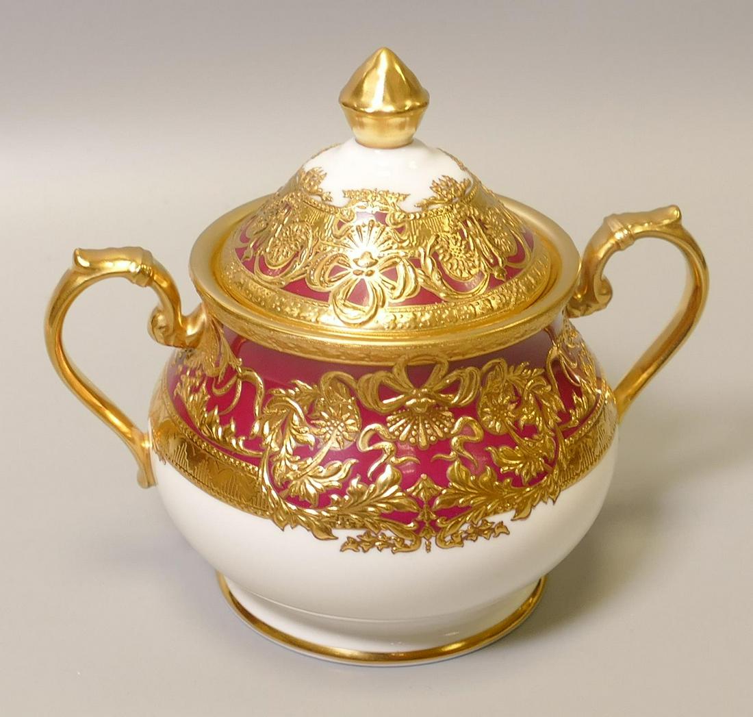 De Lamerie Fine Bone China heavily gilded Royal Bow patterned sugar bowls, specially made high end: De Lamerie Fine Bone China heavily gilded Royal Bow patterned sugar bowls, specially made high end quality item, made in England, height 13cm.