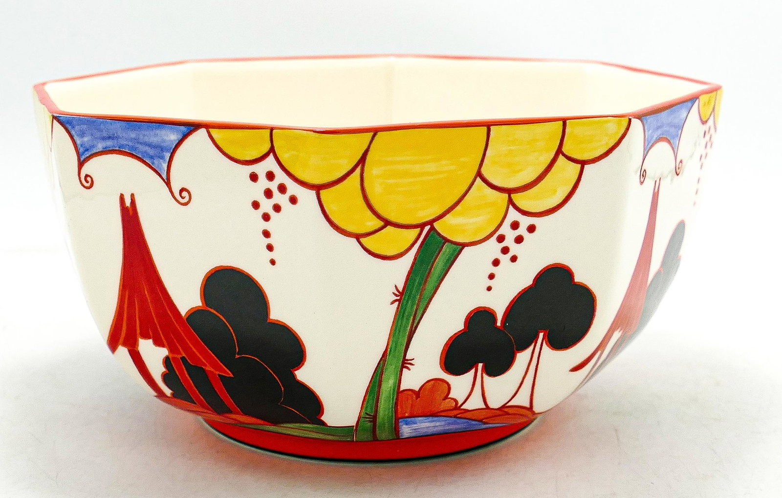 Wedgwood Clarice Cliff Centenary Octangular fruit bowl, diameter 19cm.: Wedgwood Clarice Cliff Centenary Octangular fruit bowl, diameter 19cm.