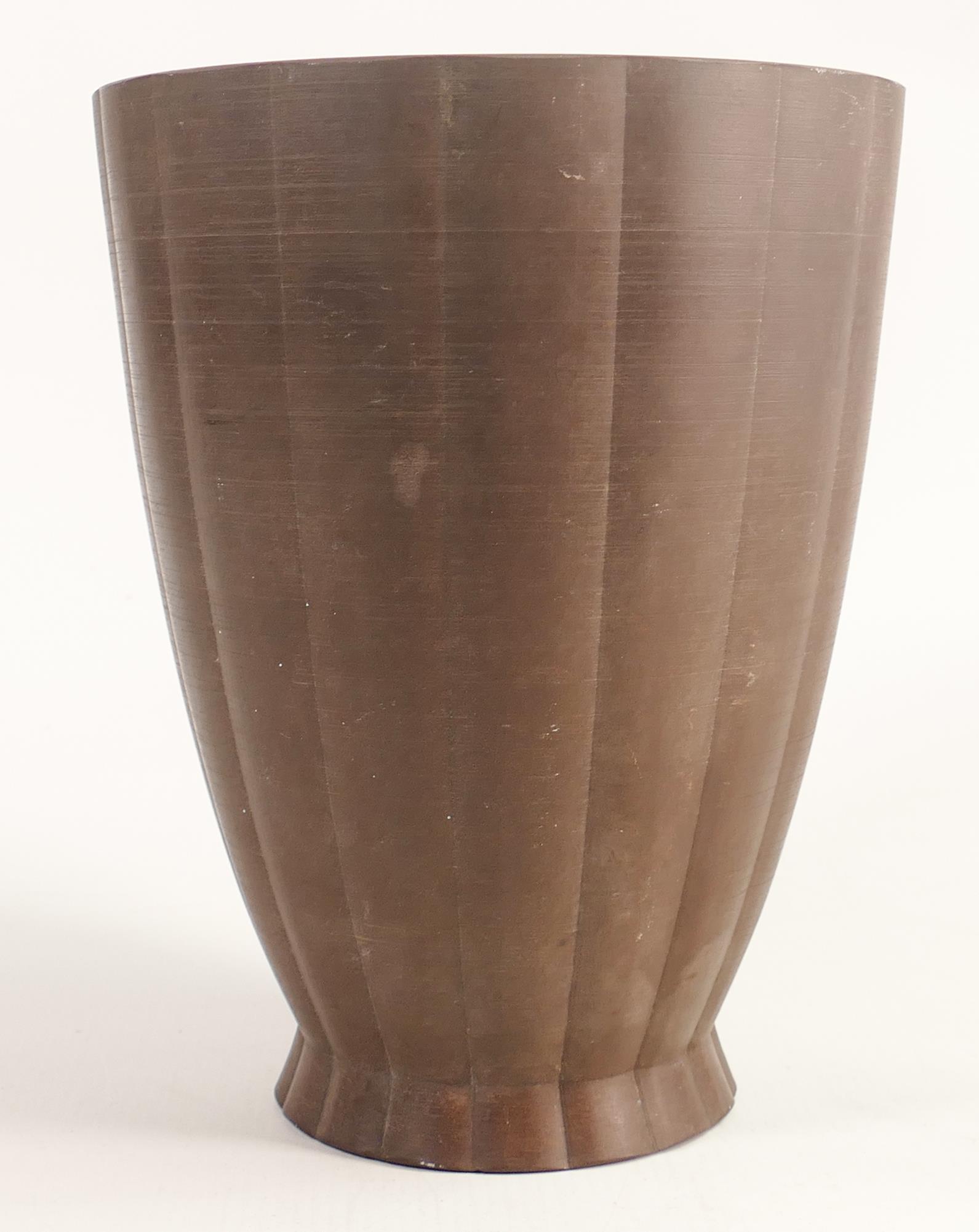 Keith Murray brown basalt ribbed vase, height 22cm, chips noted to upper rim & base.: Keith Murray brown basalt ribbed vase, height 22cm, chips noted to upper rim & base.